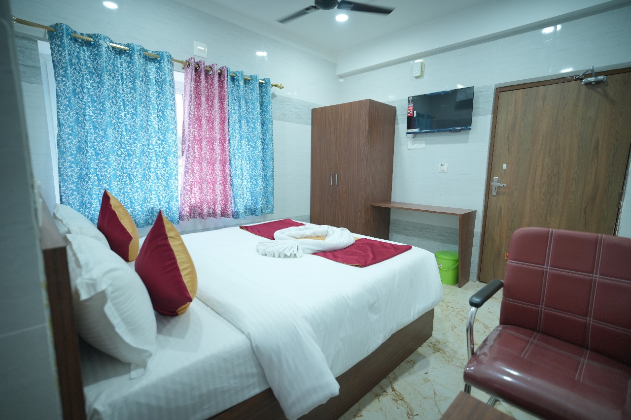 best 3 star hotel Bhubaneswar, 3 star hotel in Bhubaneswar, 3 star hotel in Bapuji Nagar, affordable hotel in Bhubaneswar, best hotels near Bhubaneswar Airport, best hotels near Bhubaneswar Railway Station, best hotel in Bhubaneswar city, best business hotel in Bhubaneswar, best budget hotel in Bhubaneswar, best family hotel in Bhubaneswar, best hotel for corporate stay Bhubaneswar, best budget friendly hotel in Bapuji Nagar, hotels under 3000 in Bhubaneswar, best rooms under 3000 in Bhubaneswar, best suite rooms in Bhubaneswar